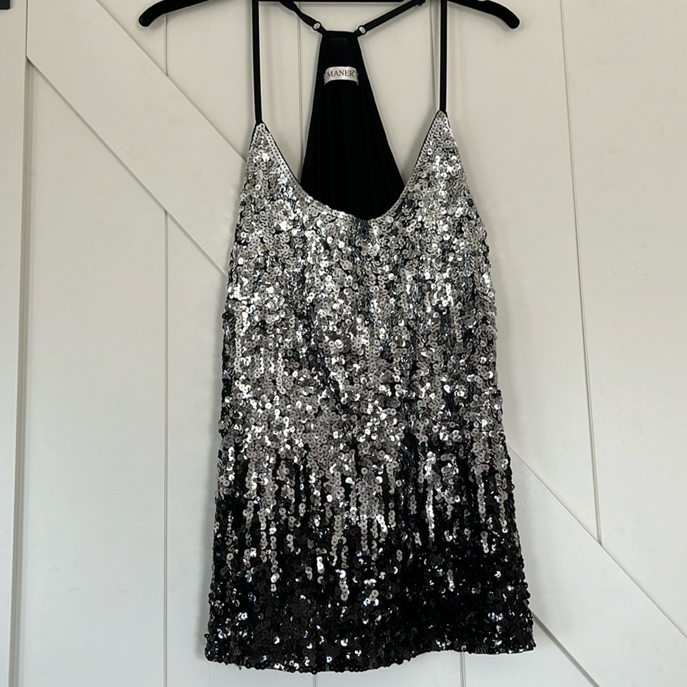 Sequin tank